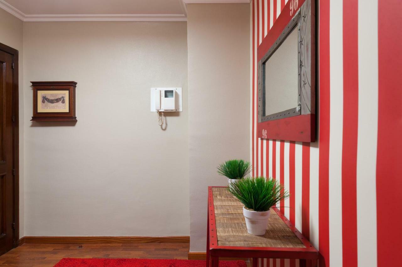 Zafiro Suites Santiago de Compostela Exterior foto